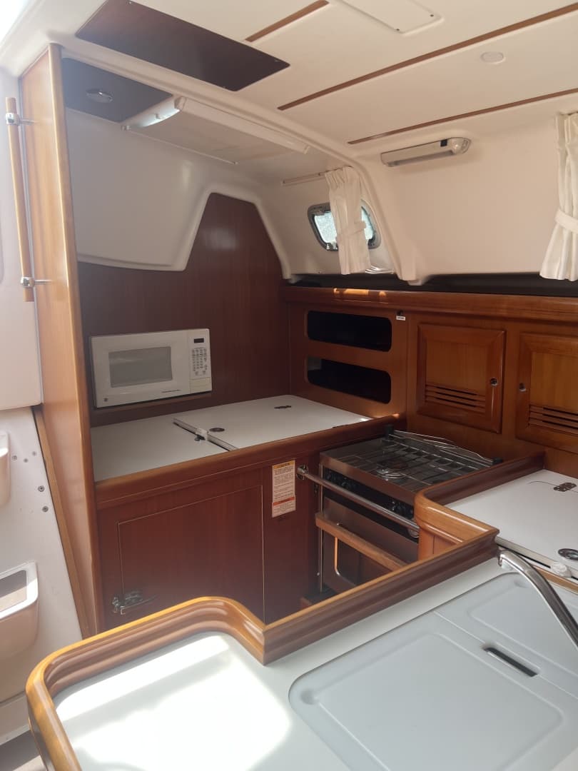 2002 Beneteau Oceanis 361