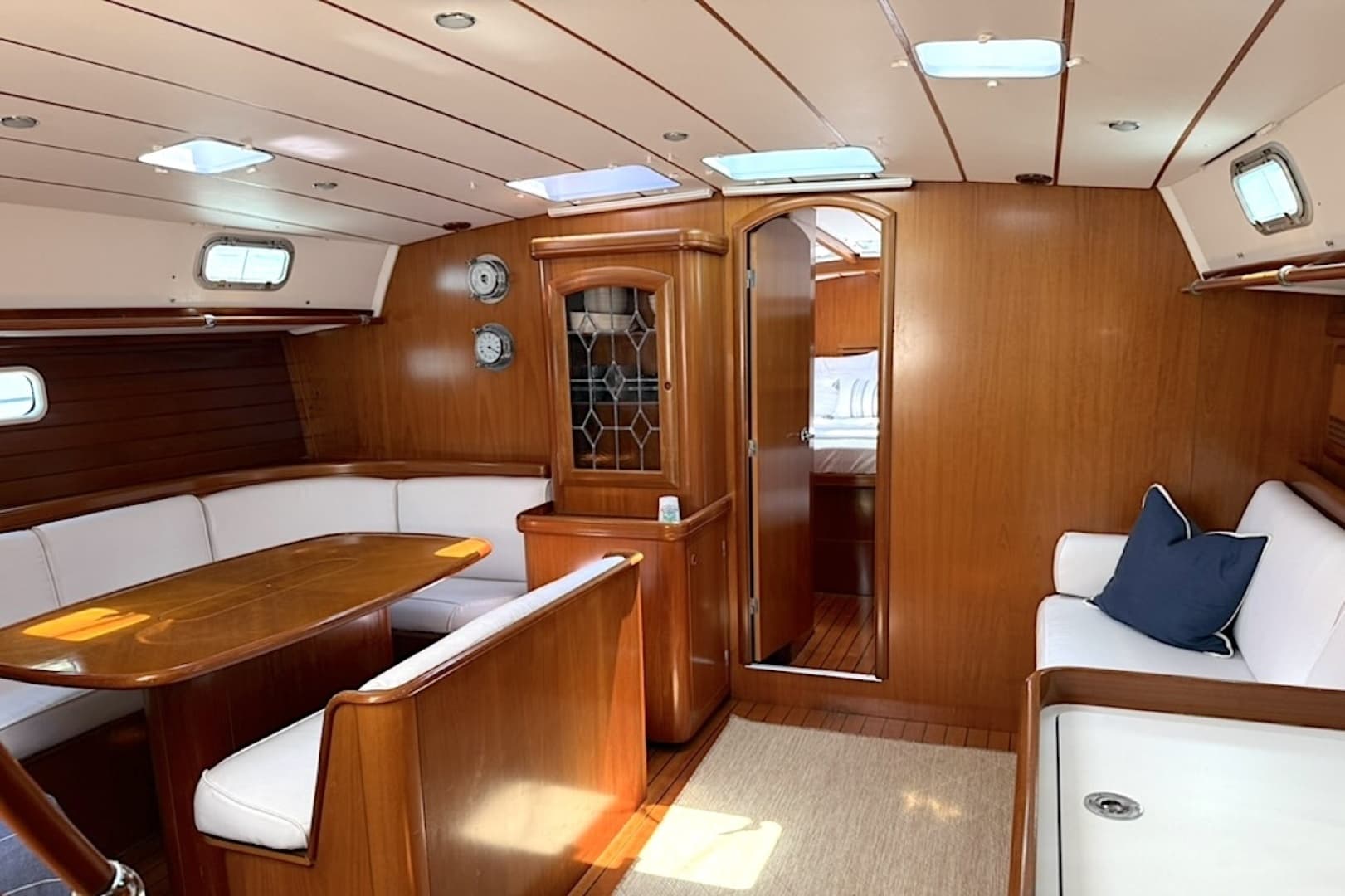 2001 Beneteau 
