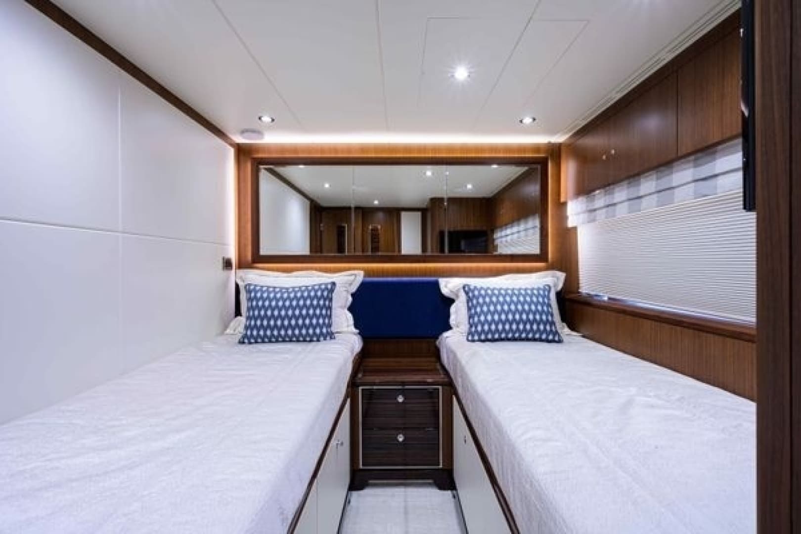 2019 Ocean Alexander Motoryacht 100