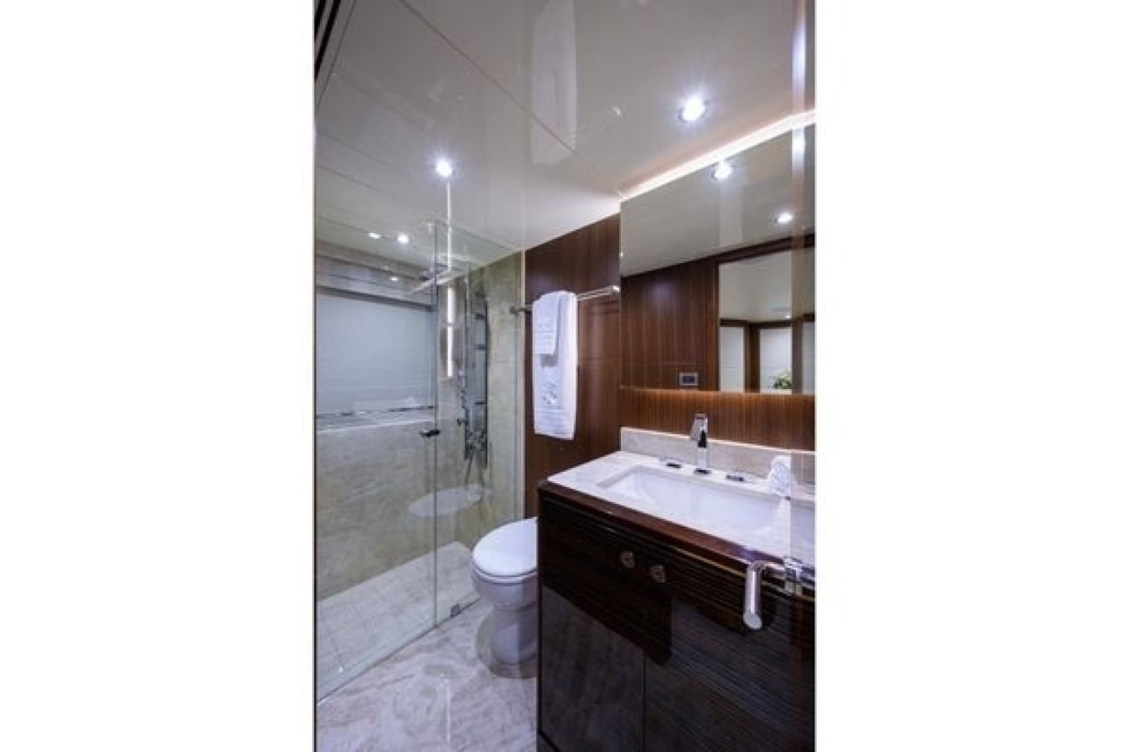 2019 Ocean Alexander Motoryacht 100