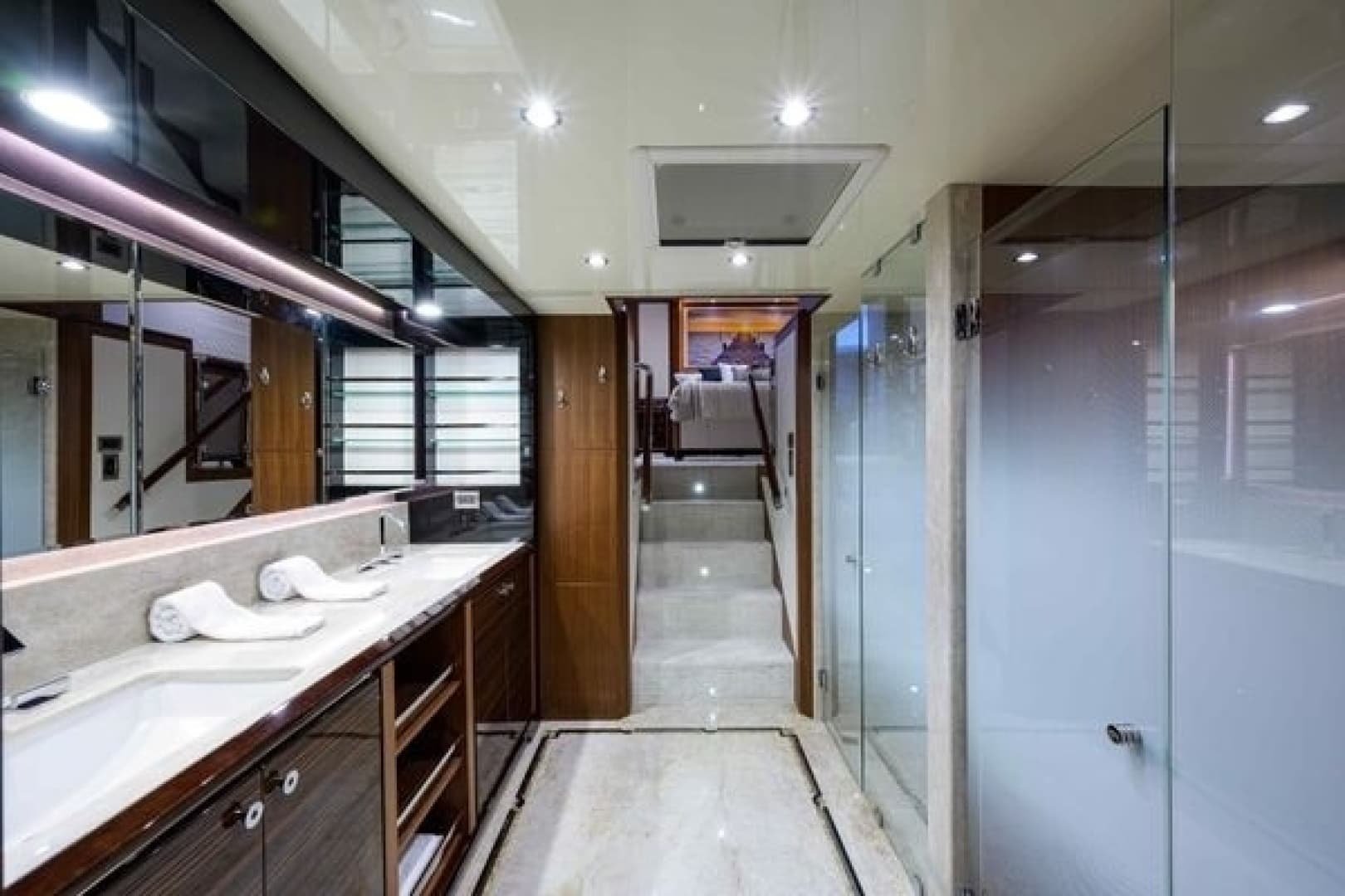 2019 Ocean Alexander Motoryacht 100