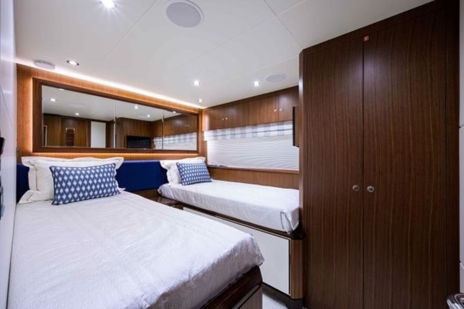 2019 Ocean Alexander Motoryacht 100