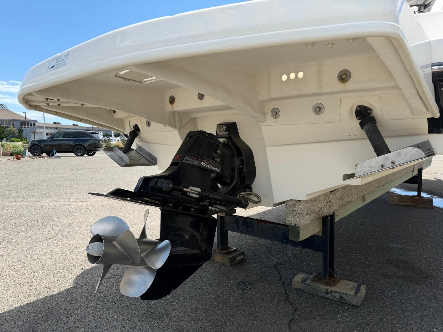 2013 Sea Ray 300 Sundeck