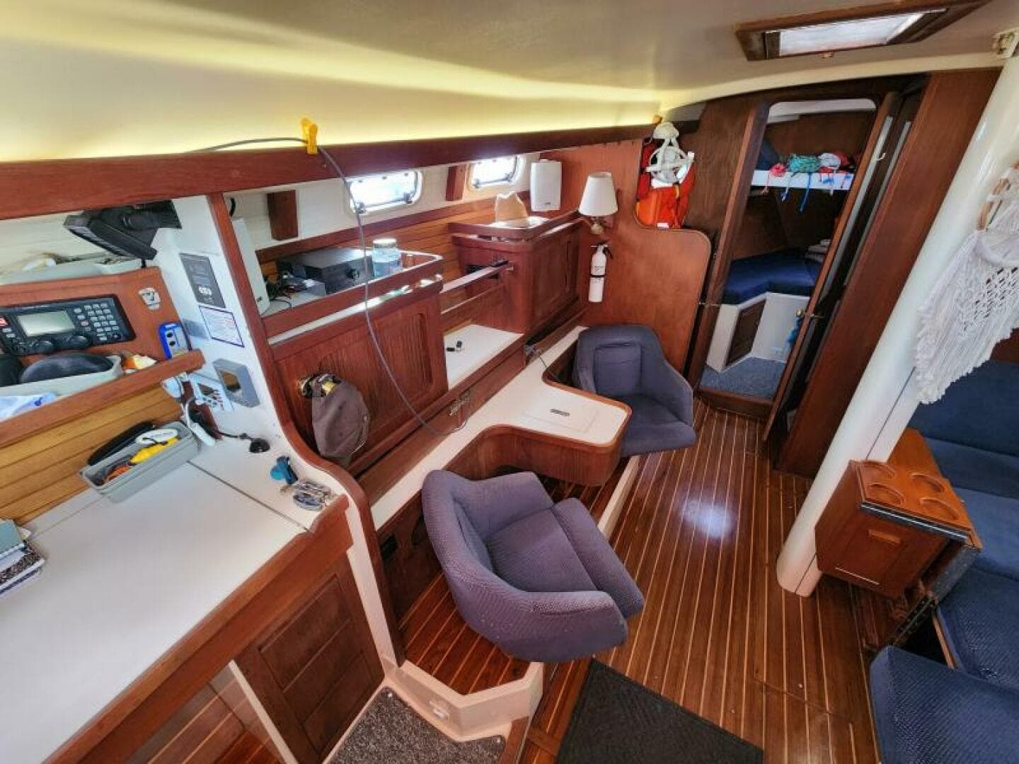 1990 Catalina Morgan Classic 41