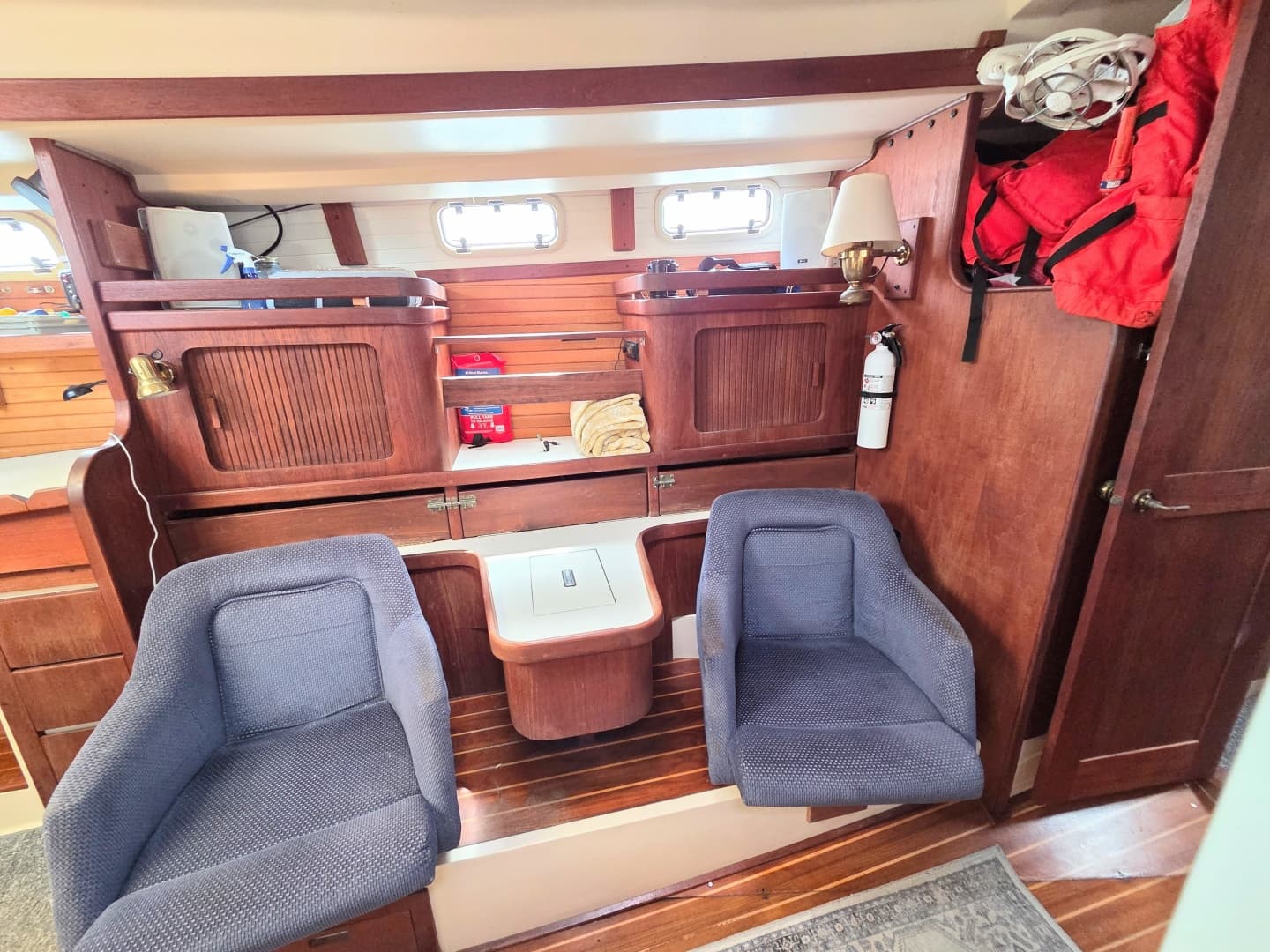 1990 Catalina Morgan Classic 41