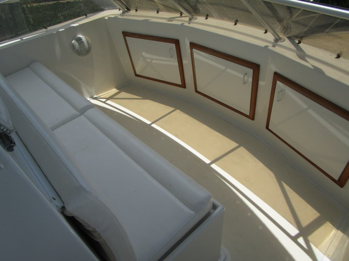 Foward FB Seating