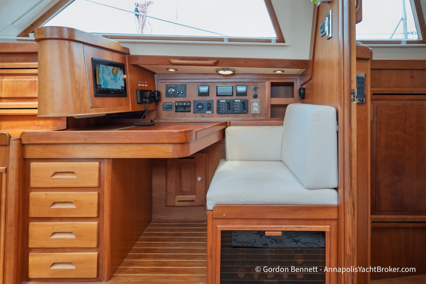 2007 Tartan 4400