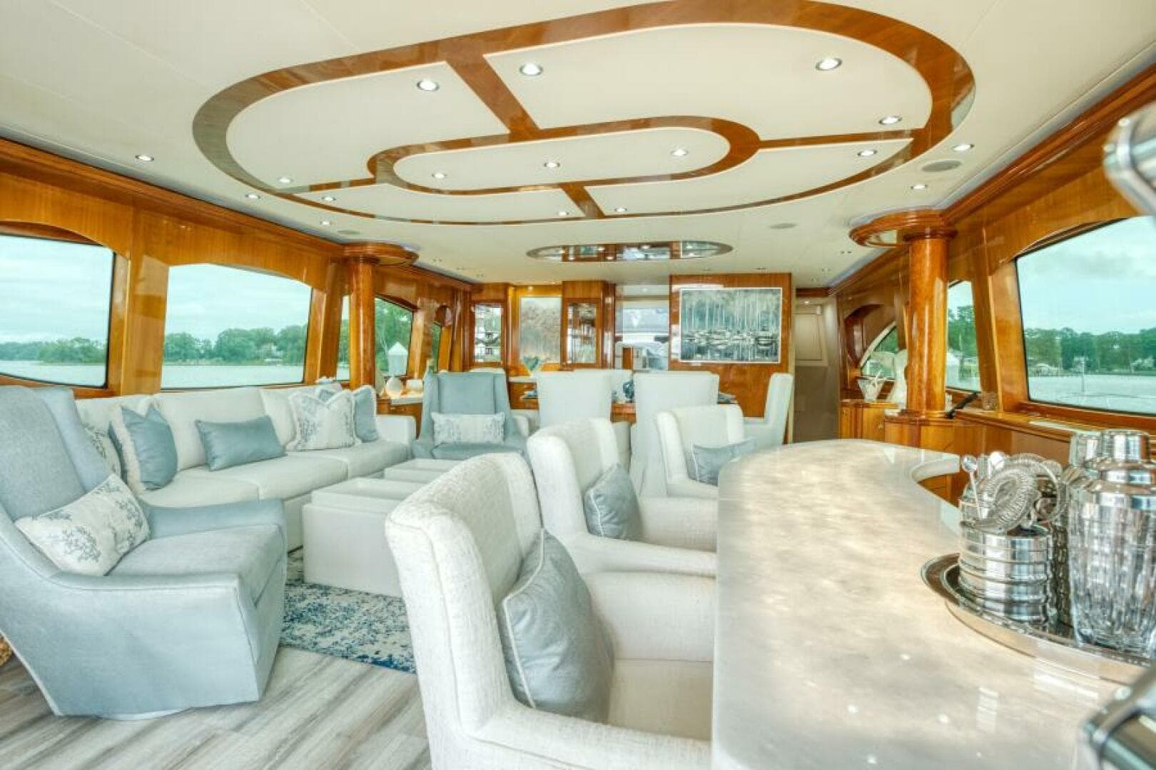 2007 Hatteras 80 Enclosed Bridge