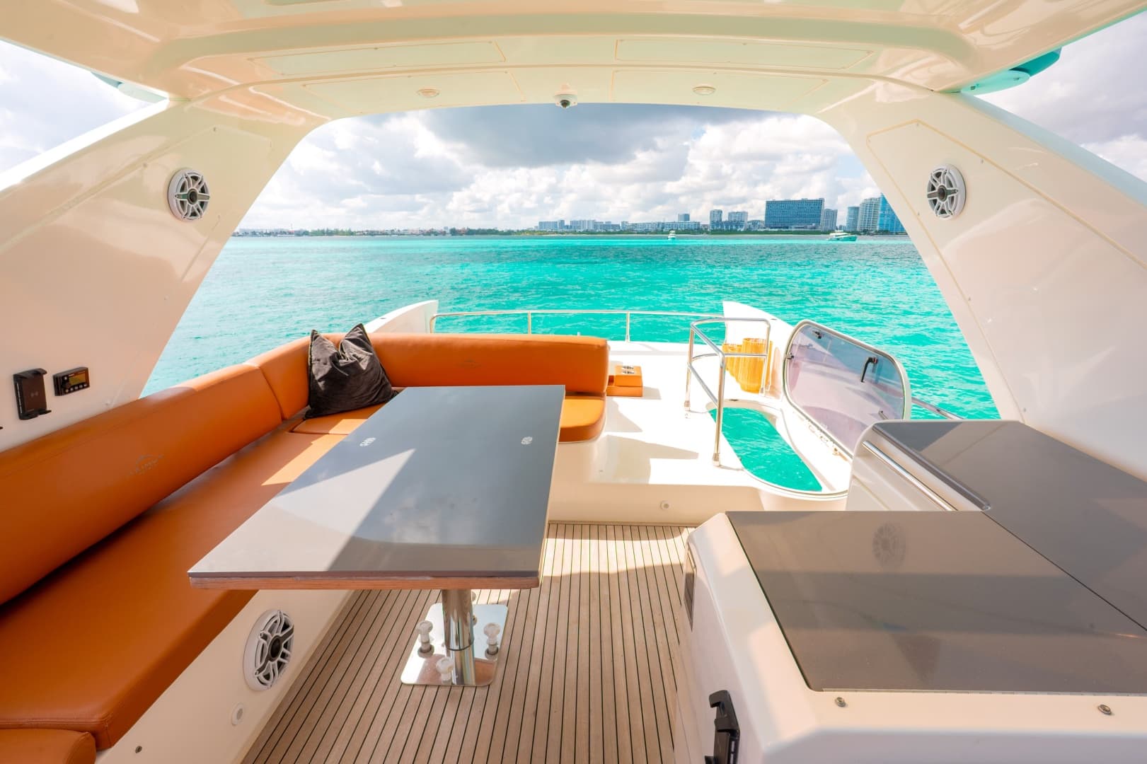 2011 Azimut 58 Fly