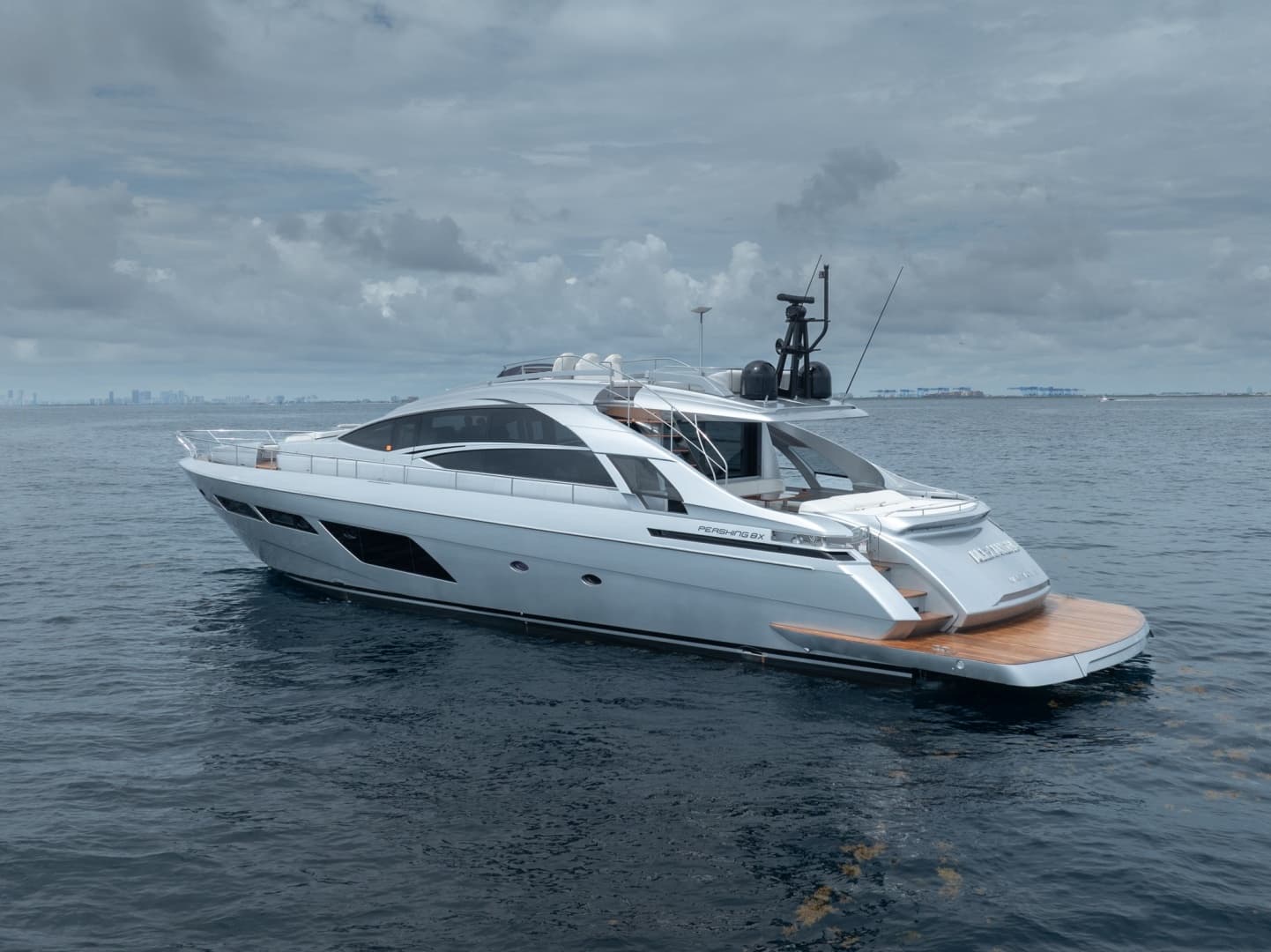 2020 Pershing 8X