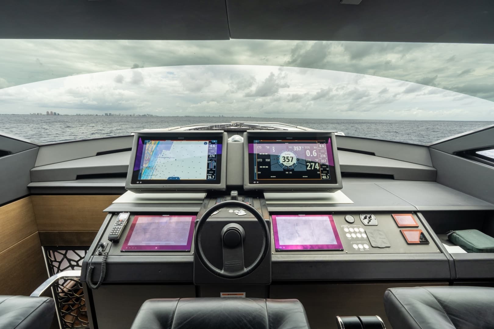 2020 Pershing 8X