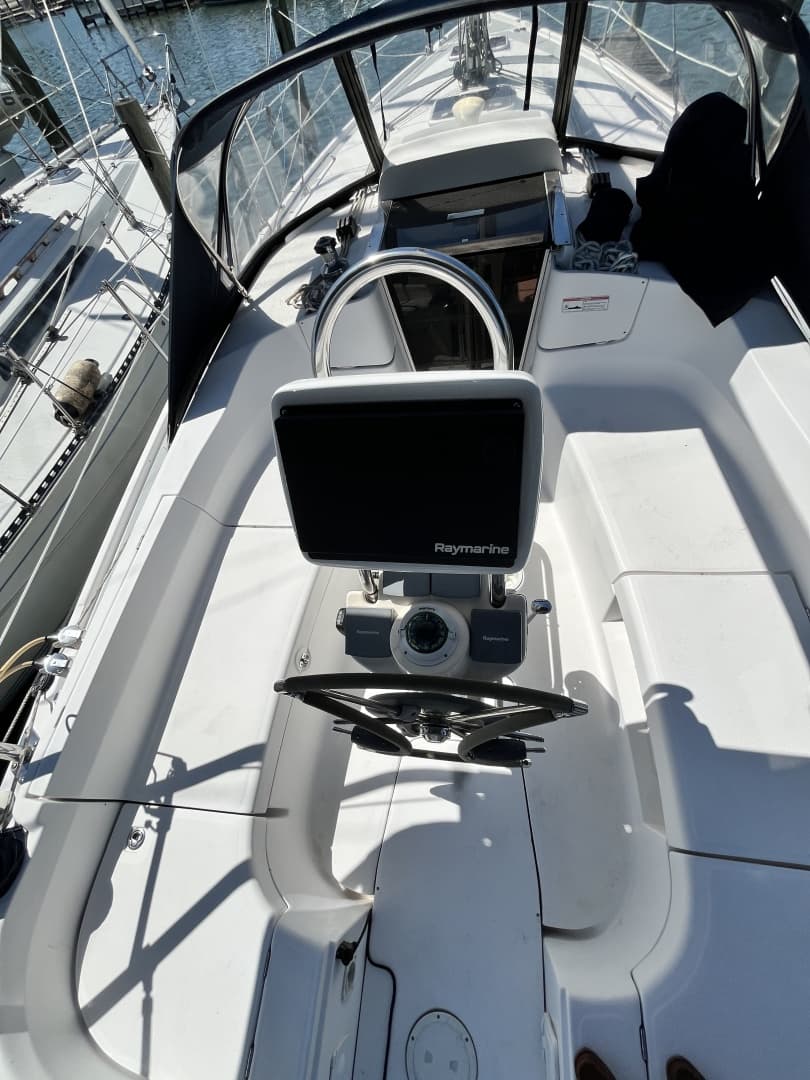 2006 Hunter 36