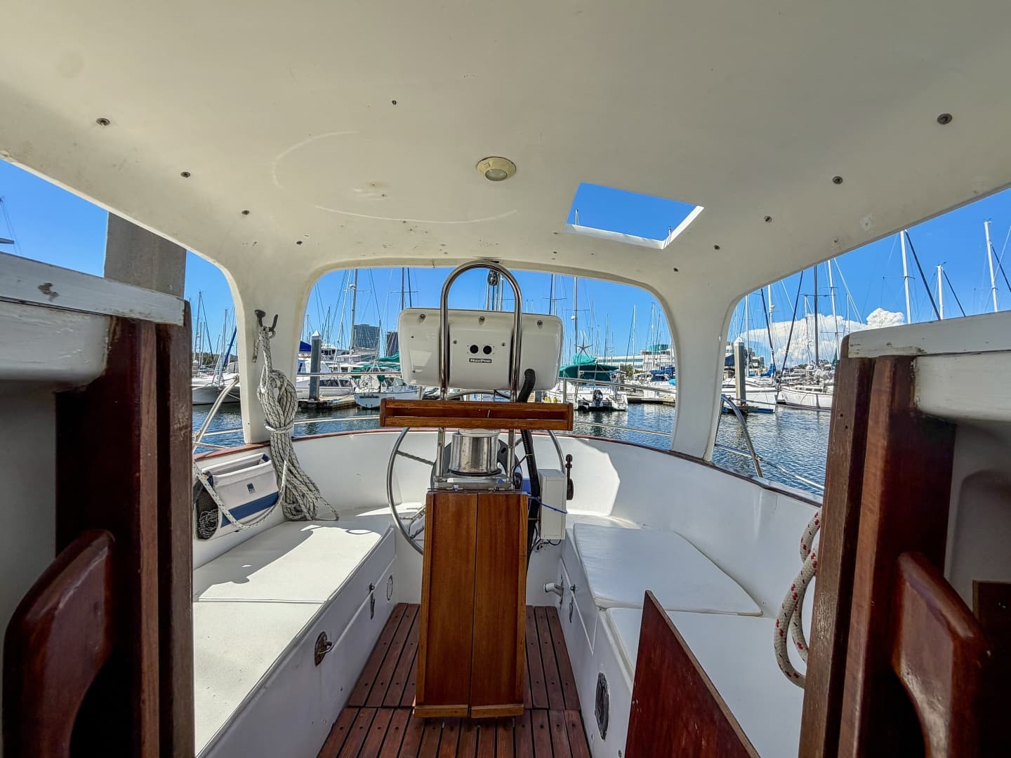 1987 Nonsuch 