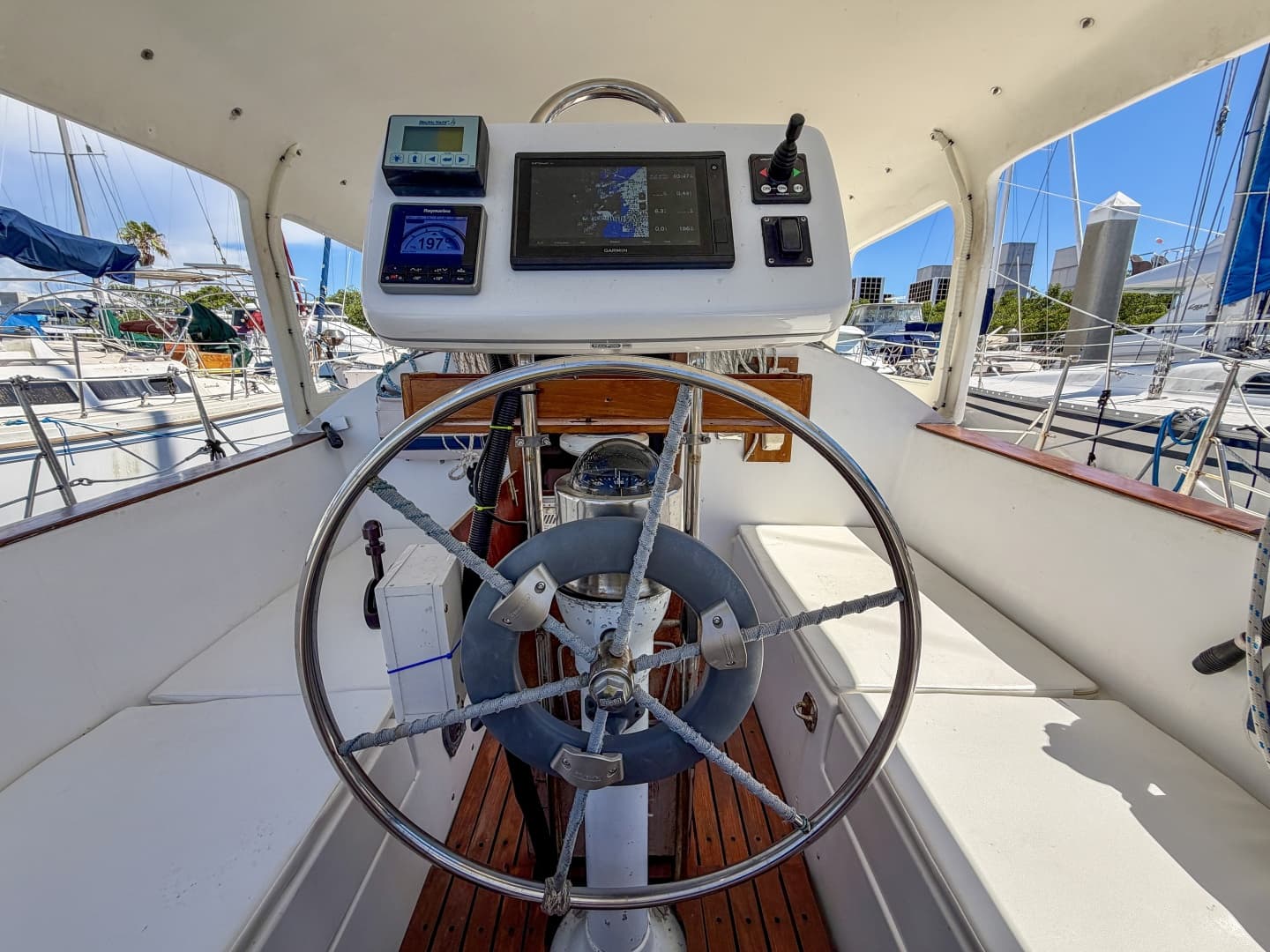 1987 Nonsuch 