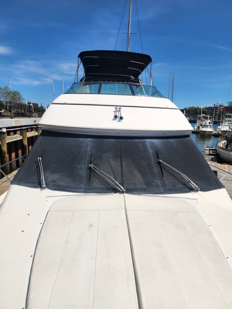 1998 Carver Voyager