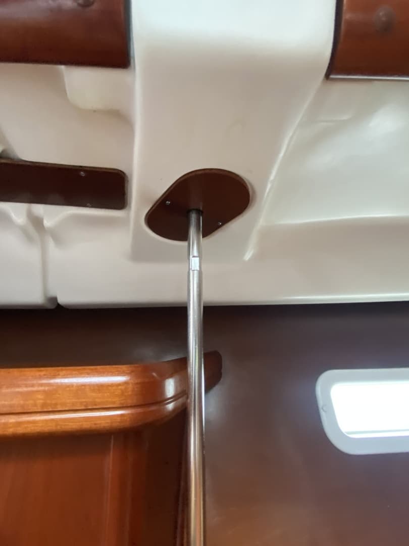 2004 Beneteau 373
