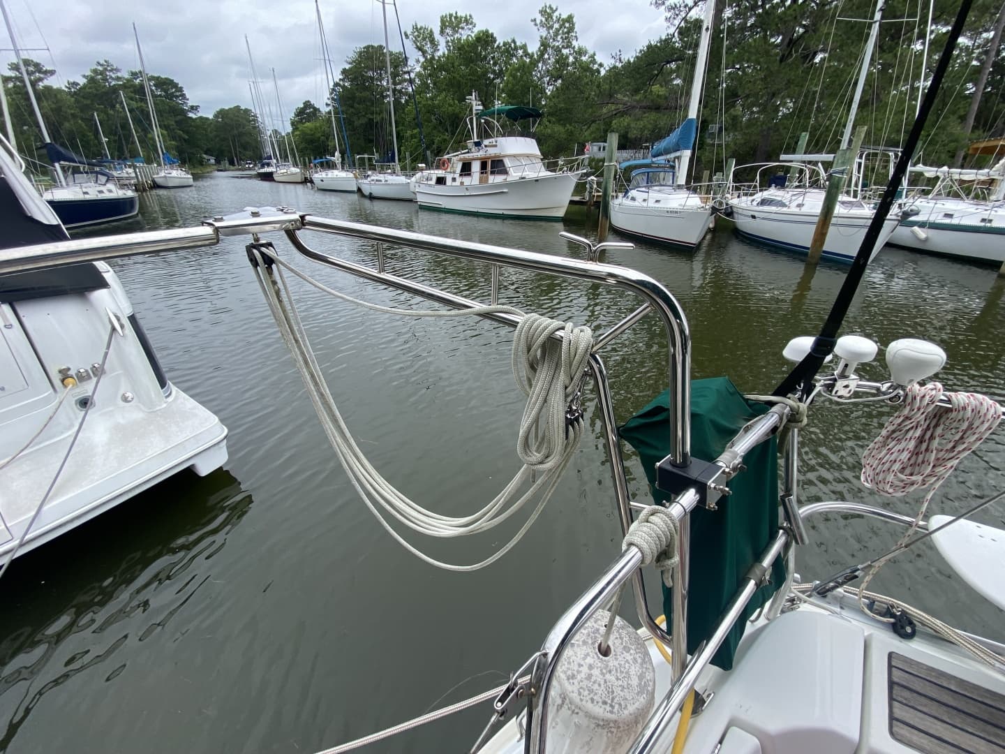 2004 Beneteau 373