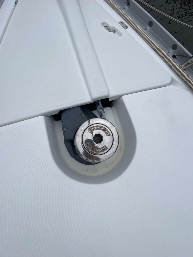 2004 Beneteau 373