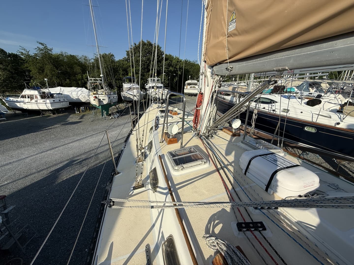 1985 Tayana Vancouver 42