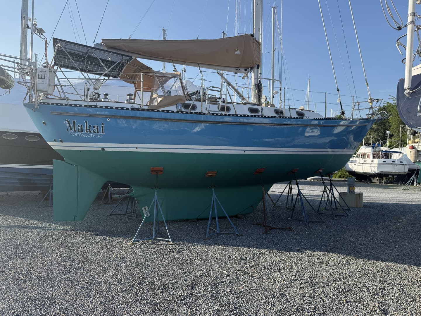 1985 Tayana Vancouver 42