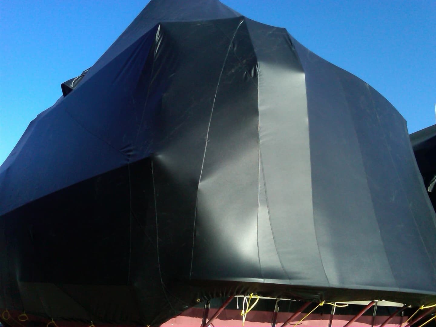 42' Hatteras winter cover1