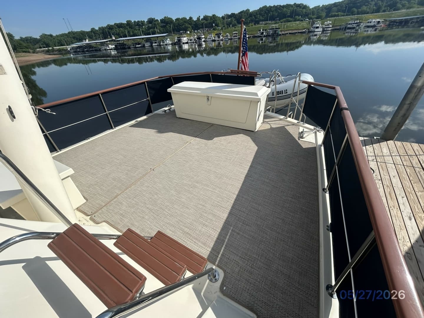 42' Hatteras sundeck2