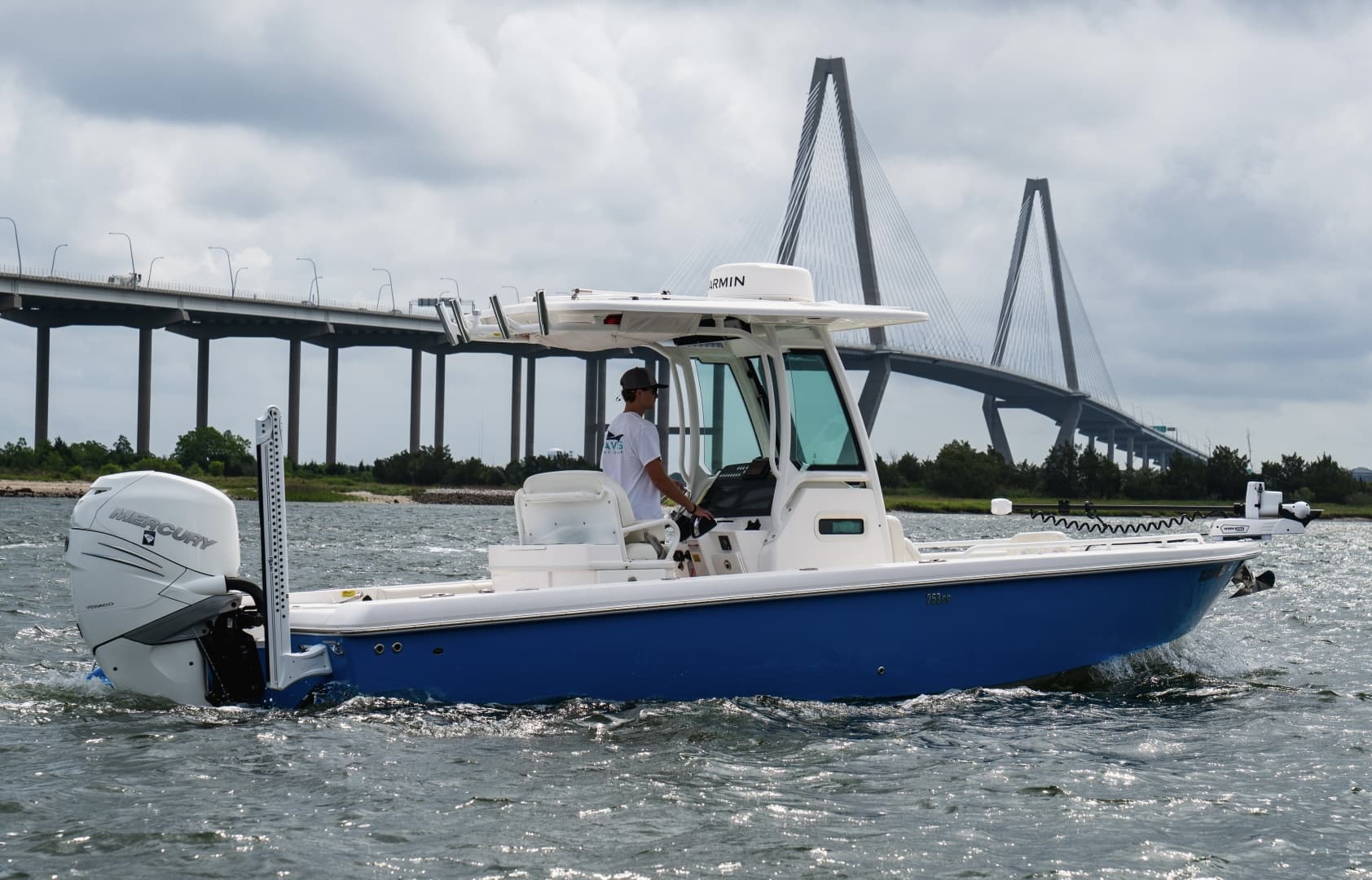 2020 Everglades 253CC