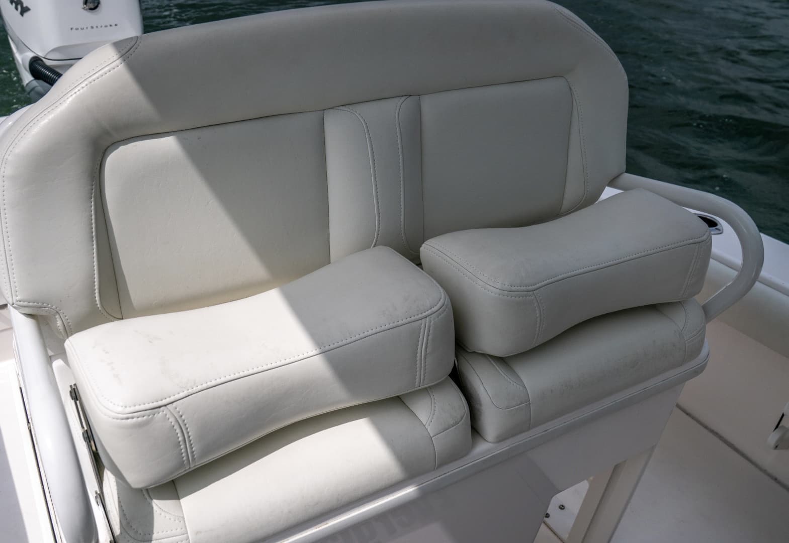 2020 Everglades 253CC