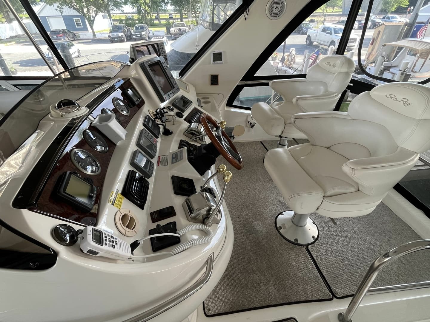 2003 Sea Ray 480 Sedan Bridge