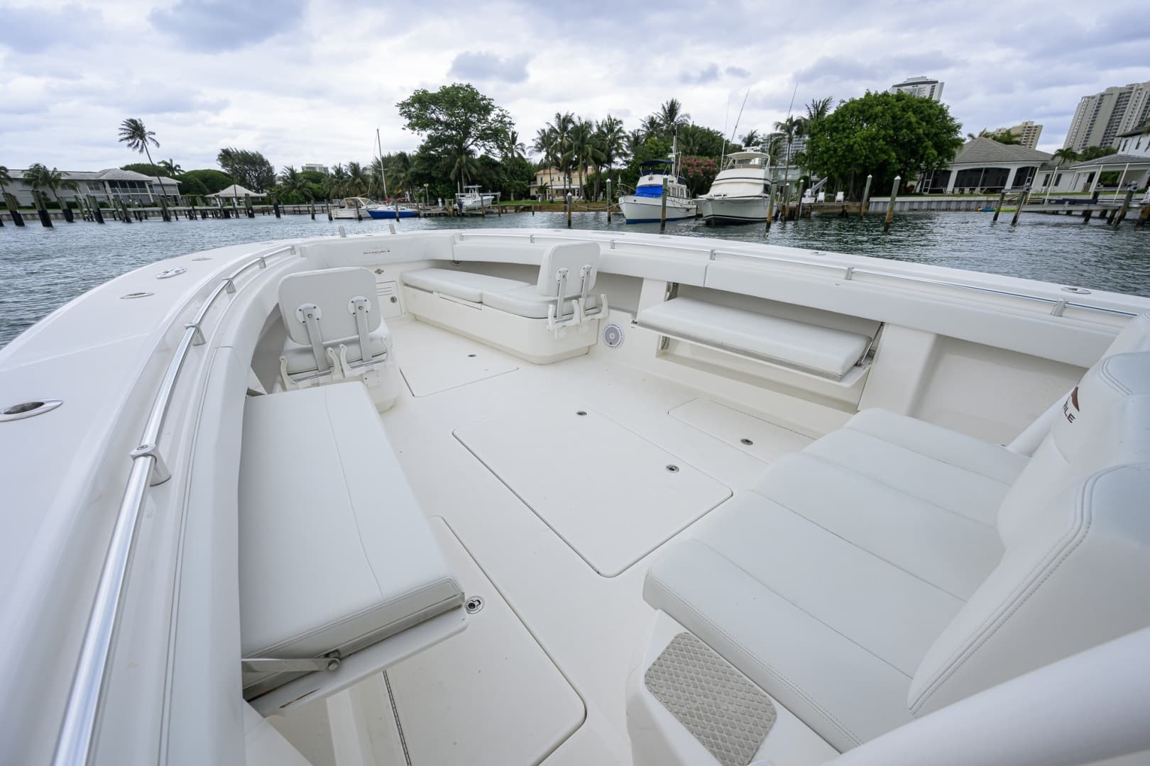 2019 Invincible 42 Open