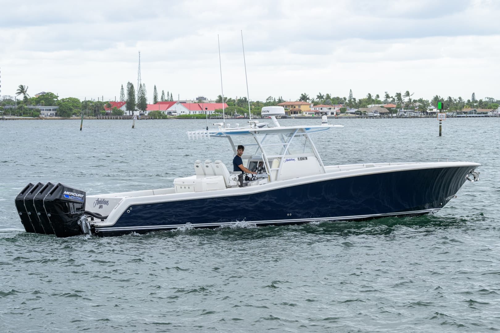 2019 Invincible 42 Open