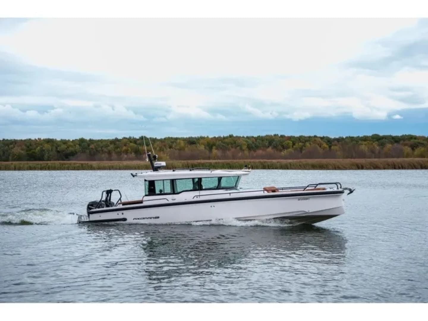 2022 Axopar 37 XC CROSS CABIN