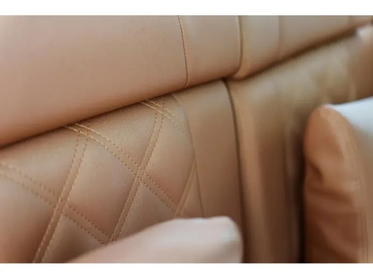 2022 Axopar 37 XC CROSS CABIN