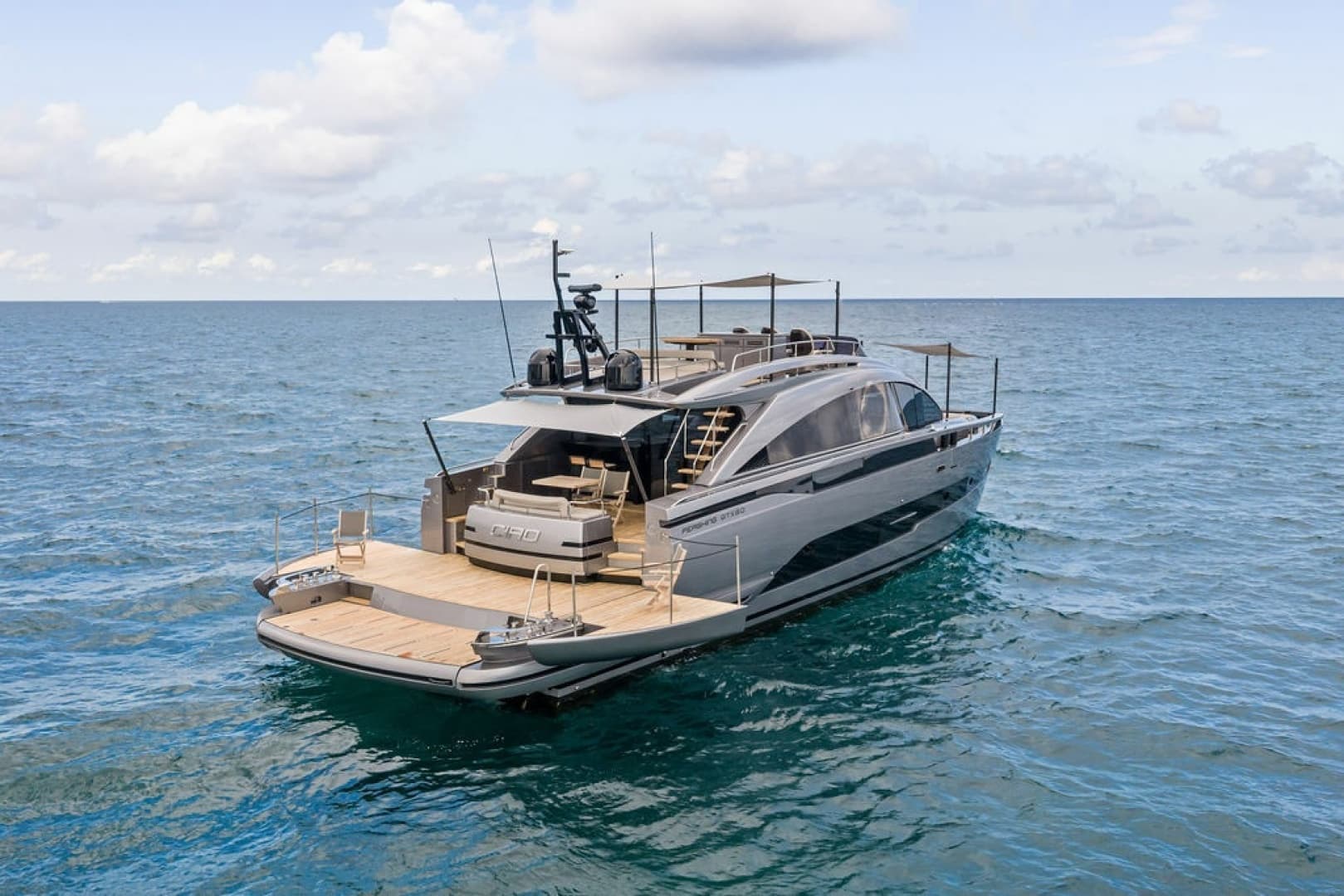 2025 Pershing GTX80