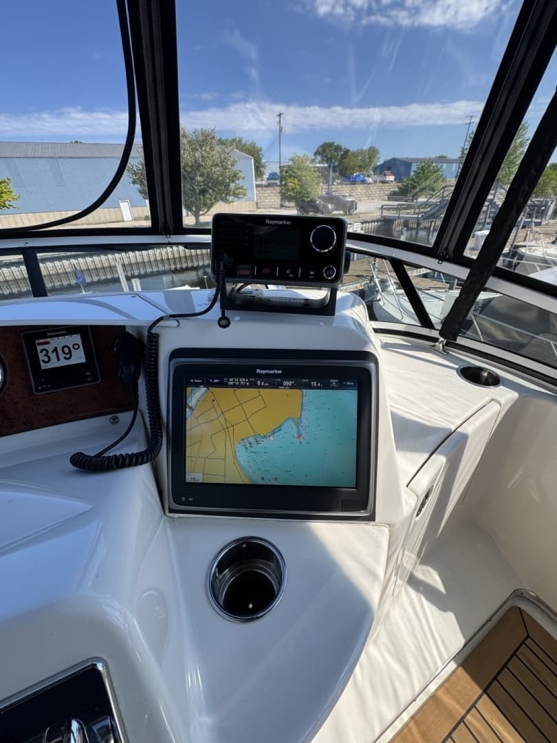 2002 Silverton 39 Motor Yacht