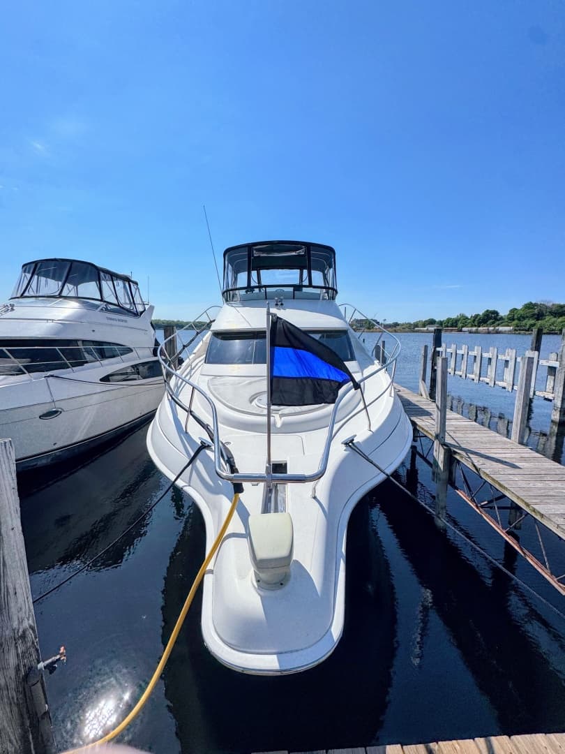2002 Silverton 39 Motor Yacht