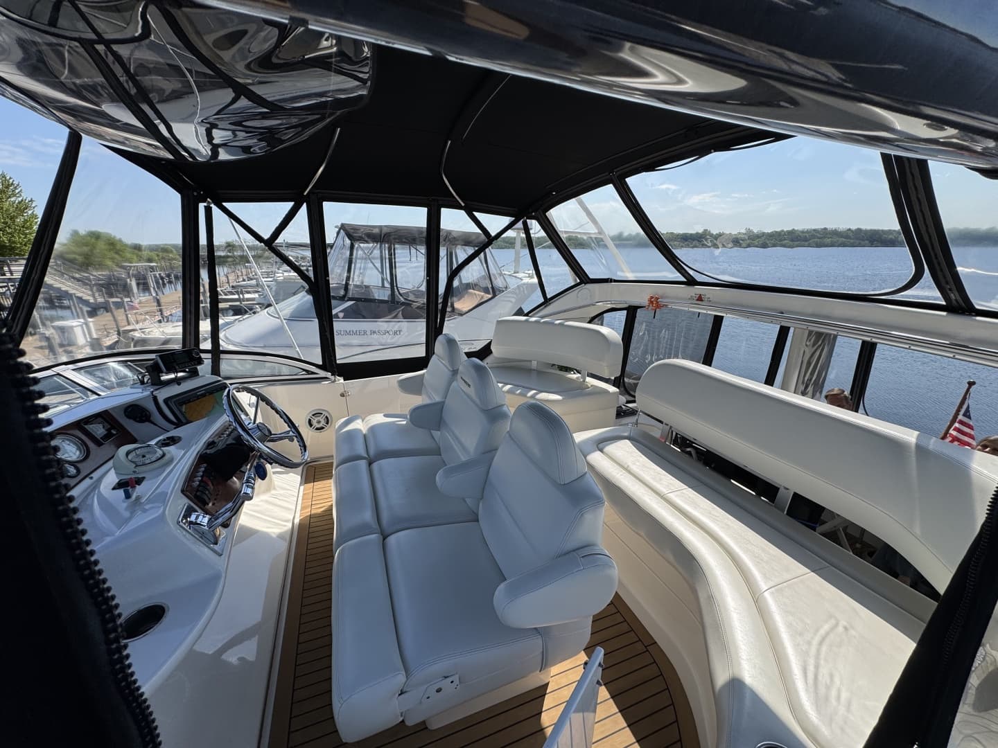 2002 Silverton 39 Motor Yacht
