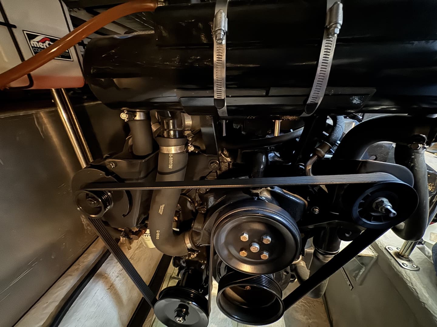 1999 Carver 406 Aft Cabin Motor Yacht