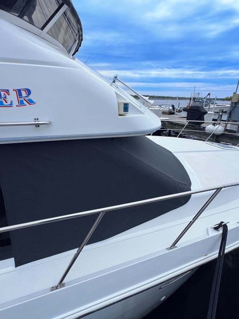 1999 Carver 406 Aft Cabin Motor Yacht
