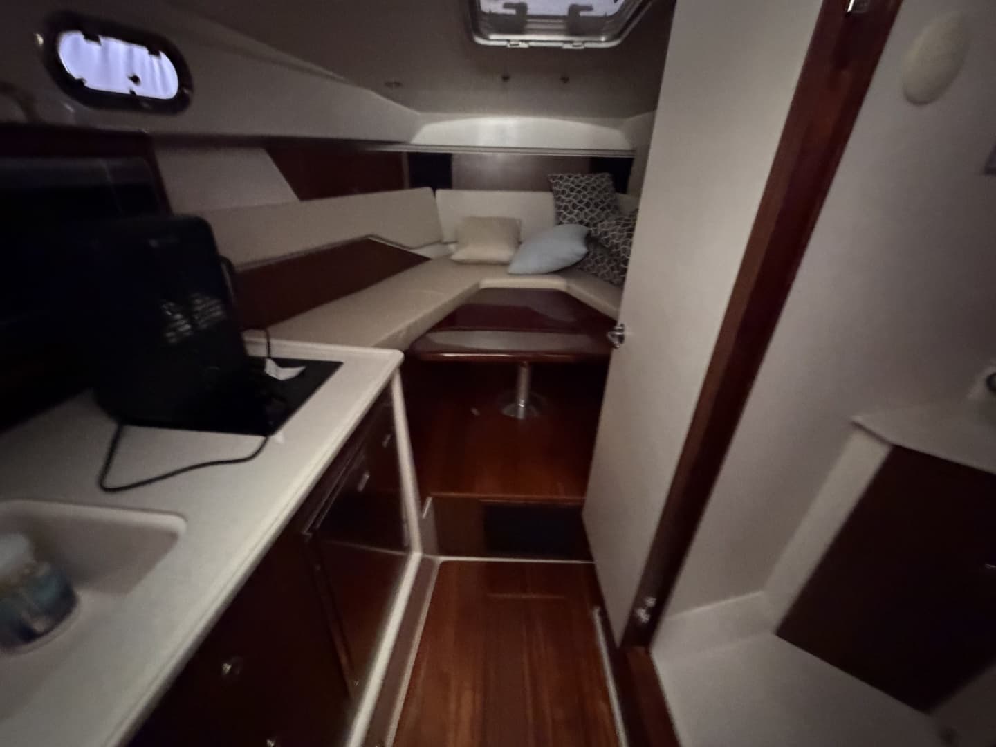 2016 Pursuit Offshore