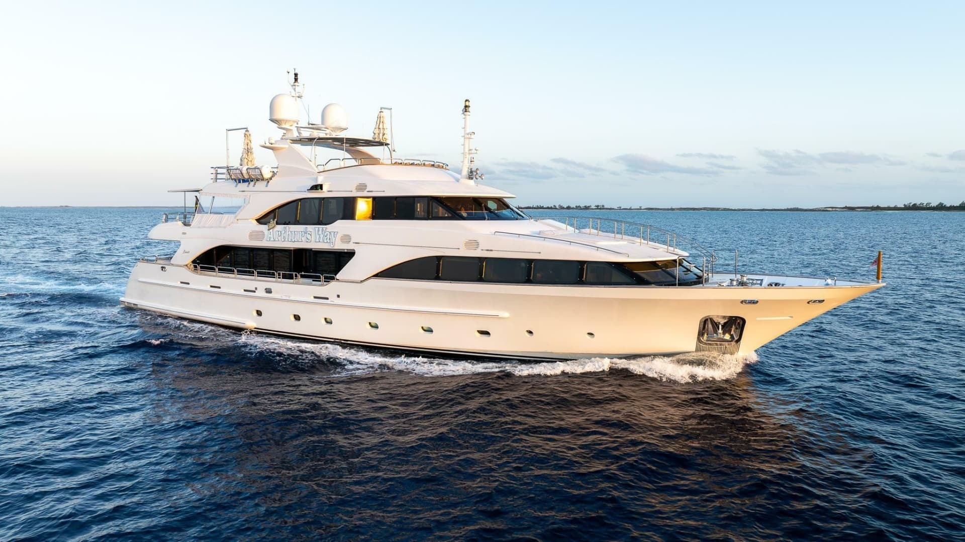 2008 Benetti 121 Classic