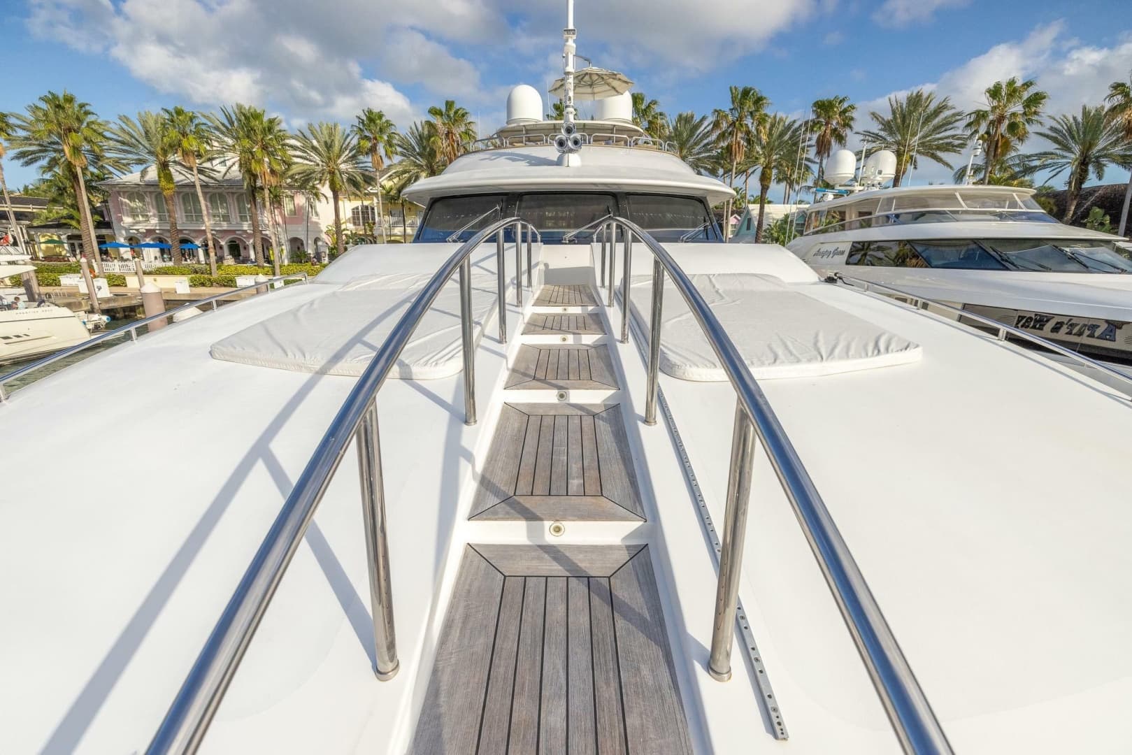 2008 Benetti 121 Classic