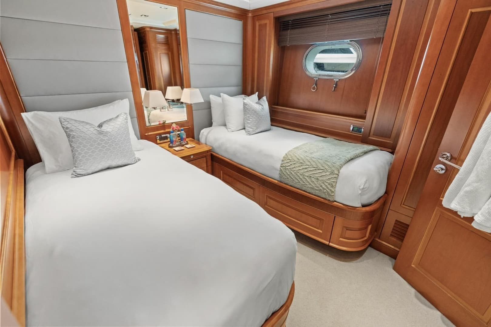 2008 Benetti 121 Classic