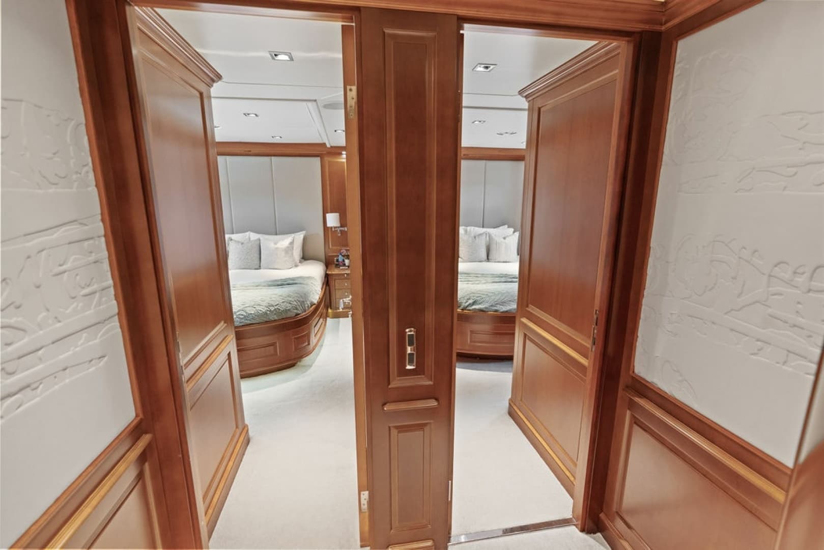 2008 Benetti 121 Classic