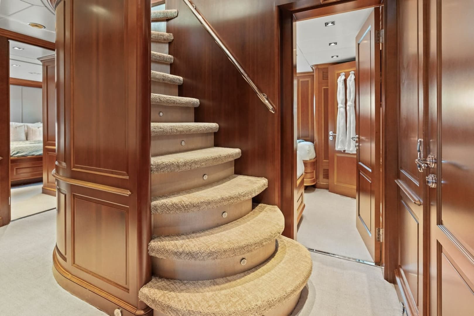 2008 Benetti 121 Classic
