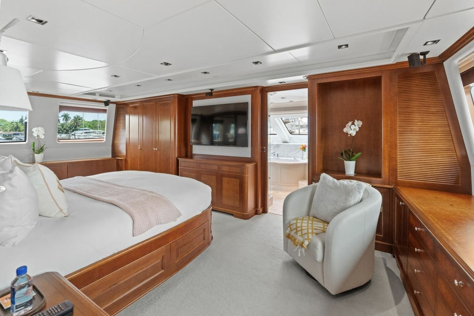 2008 Benetti 121 Classic