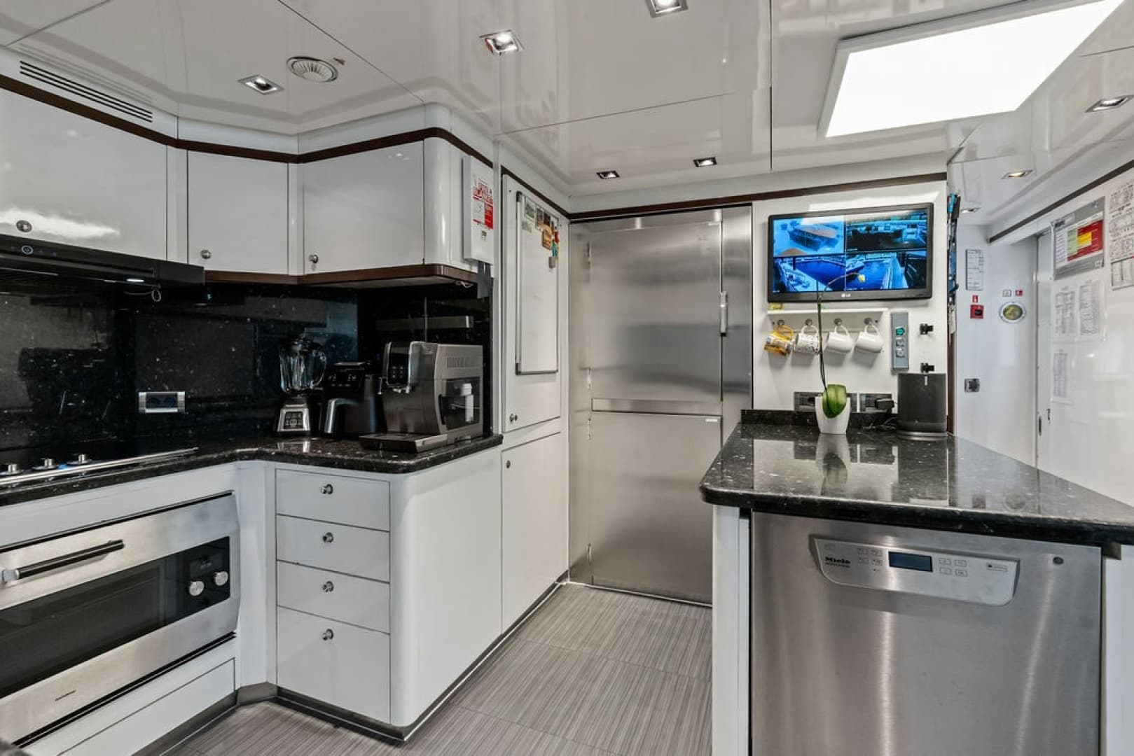 2008 Benetti 121 Classic