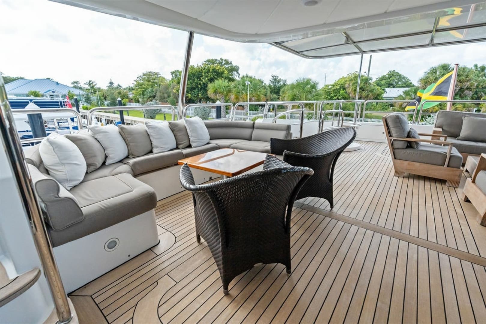 2008 Benetti 121 Classic