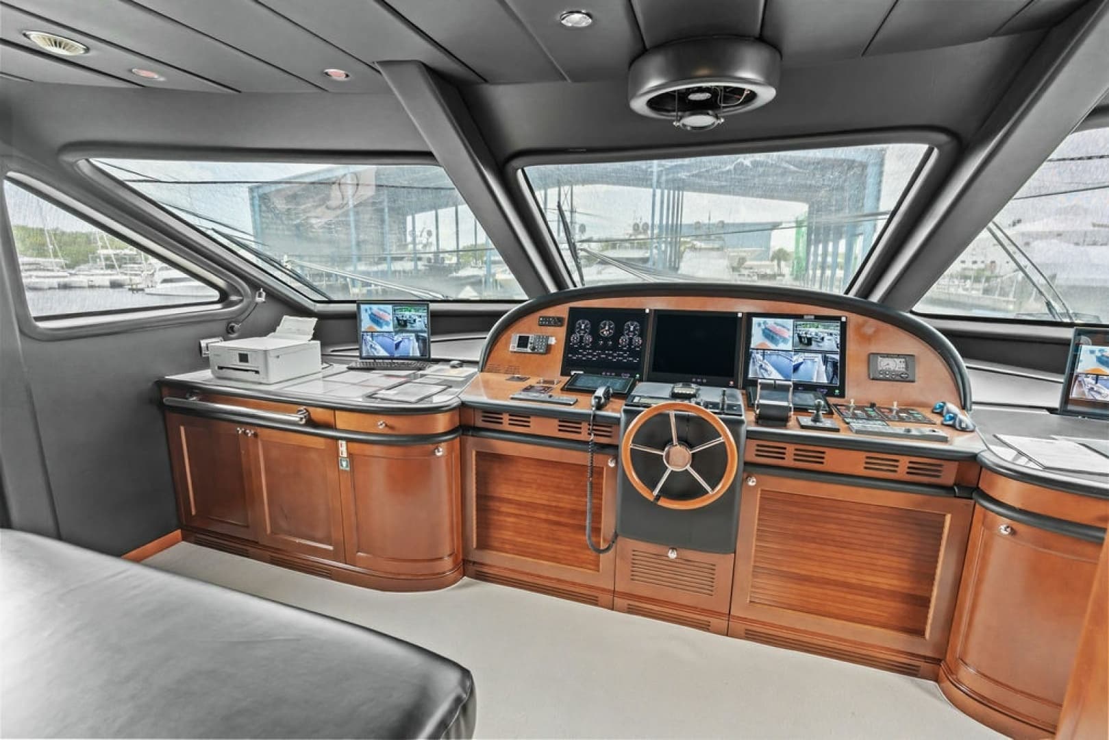 2008 Benetti 121 Classic