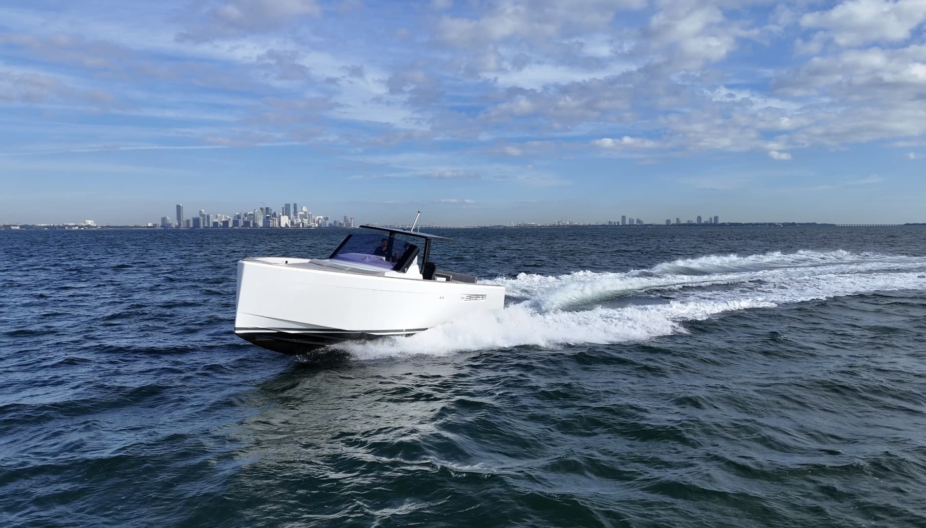 2019 Fjord 40 Open